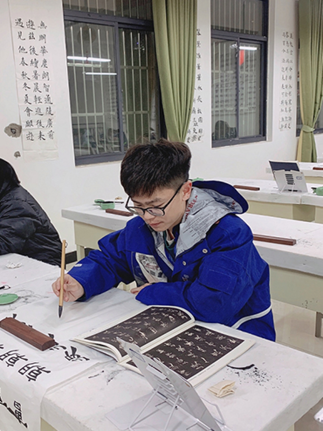 刘晓杰